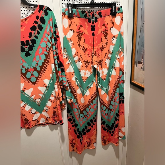 Eva Varro Maxine print Collection, Orange and Green Pants & Tunic coordinate - Picture 8 of 11
